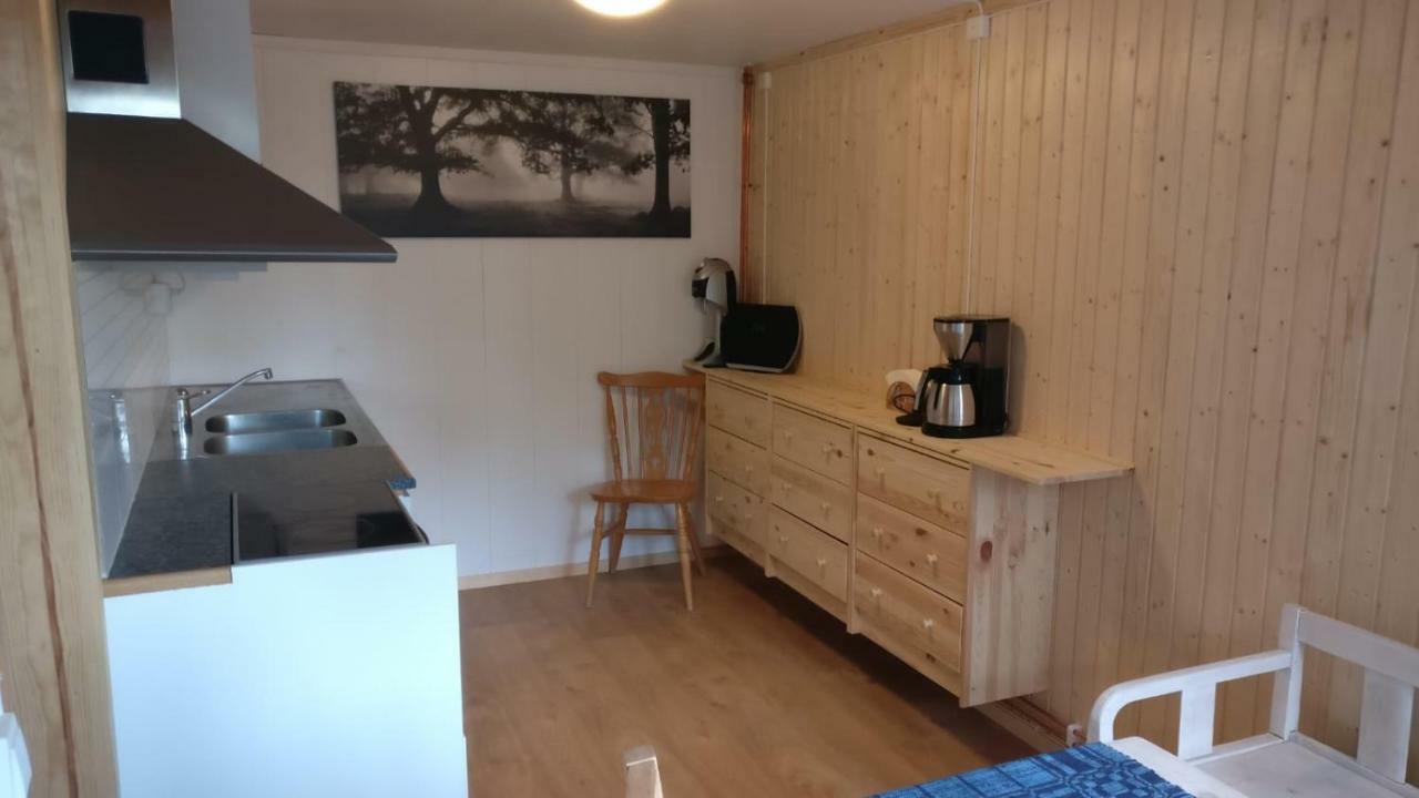 Lilla Laegenheten Vaestra Karstorp Aneby Luaran gambar
